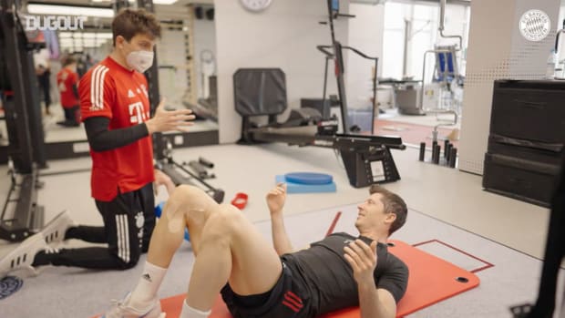 Behind the scenes: Robert Lewandowski's recovery from injury
